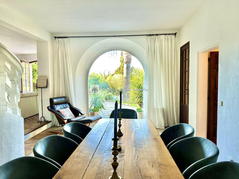 Maison - 177 m² - 6 pièces