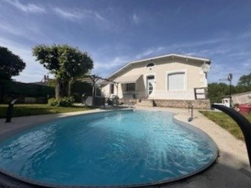 Maison - 100 m² - 4 pièces