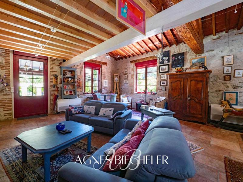 Mas - 270 m² - 10 pièces