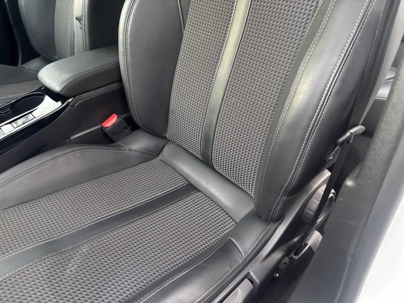 Peugeot 2008 PureTech 130 s&amp;S Eat8 Gt