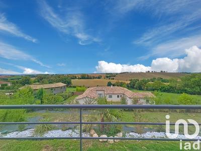 Maison - 168 m² - 8 pièces