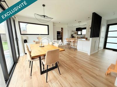 Maison - 96 m² - 5 pièces