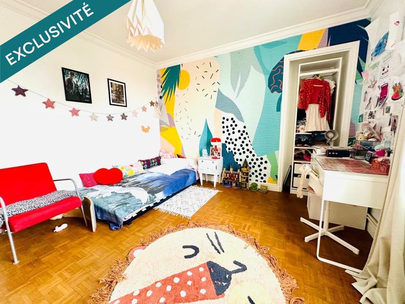 Appartement - 123 m² - 6 pièces