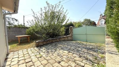 Maison - 86 m² - 4 pièces