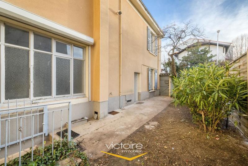 Maison - 104 m² - 5 pièces