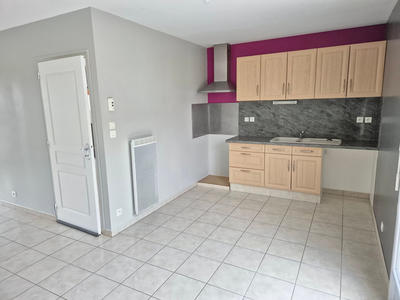 Maison - 76 m² - 4 pièces