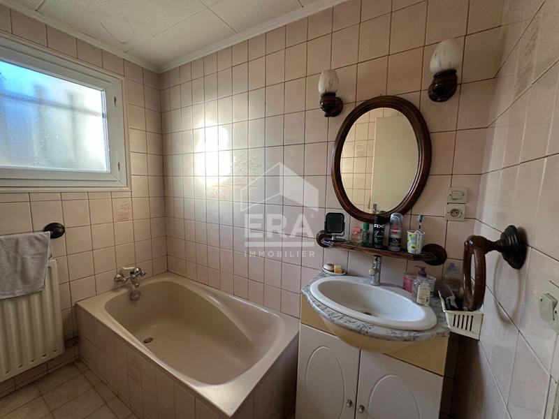 Maison - 96 m² - 4 pièces