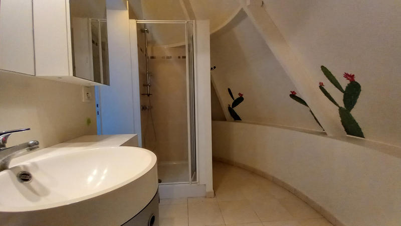 Maison - 176 m² - 9 pièces