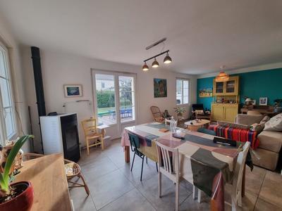 Maison - 80 m² - 4 pièces