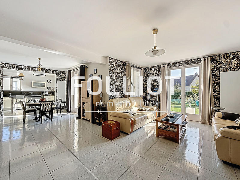 Maison - 138 m² - 5 pièces