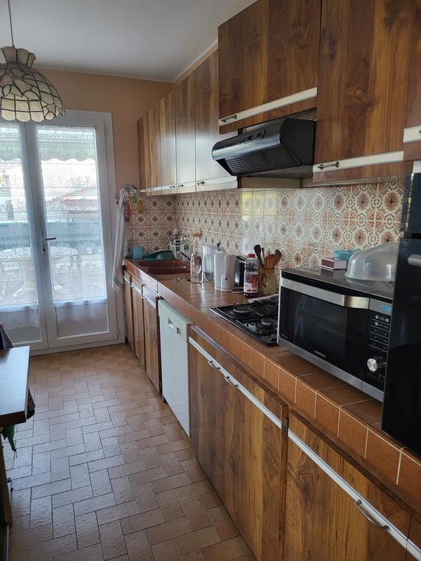 Maison - 99 m² - 5 pièces