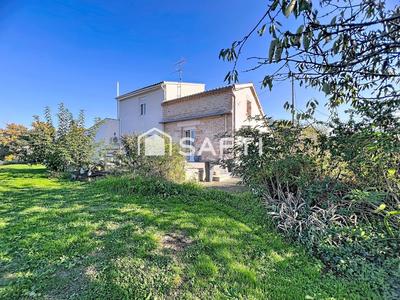 Maison - 157 m² - 10 pièces