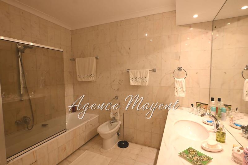 Appartement - 62 m² - 2 pièces