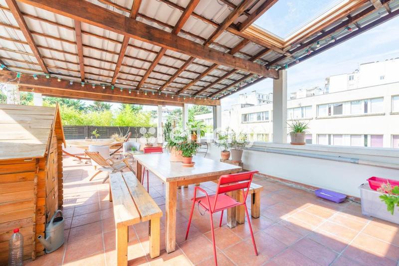 Maison - 209 m² - 7 pièces