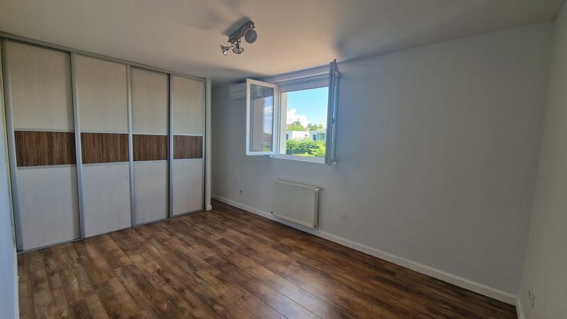 Château - 177 m² - 5 pièces