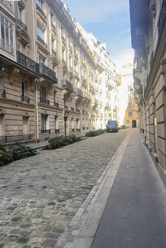 Appartement - 72 m² - 2 pièces