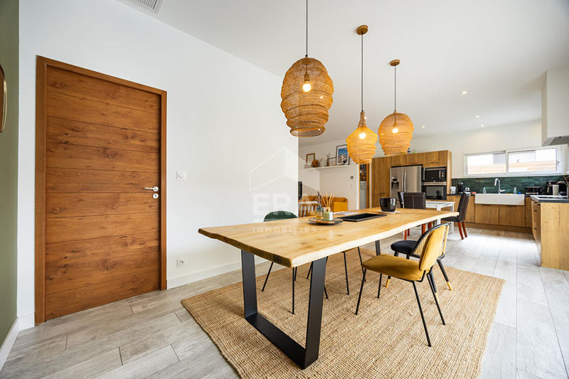 Maison - 126 m² - 4 pièces