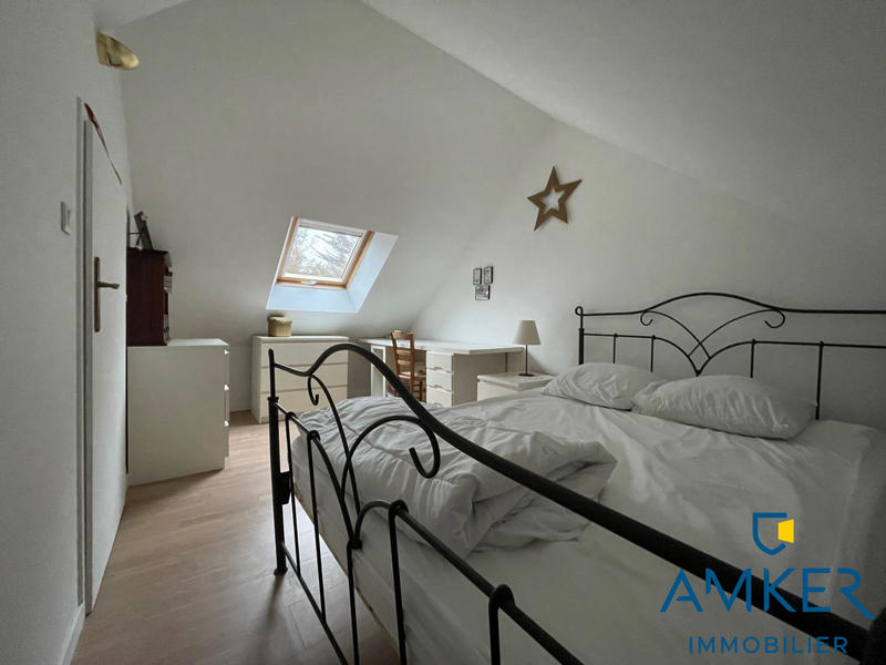 Maison traditionnelle - 133 m² - 7 pièces