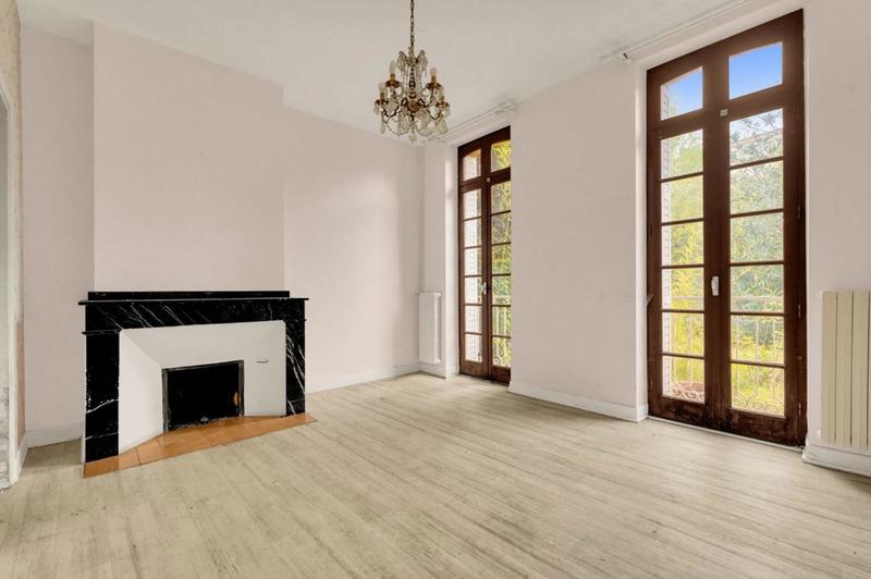 Maison - 175 m² - 7 pièces