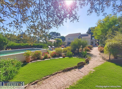 Maison - 163 m² - 6 pièces