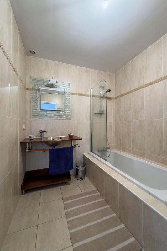 Villa - 240 m² - 6 pièces