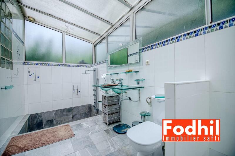 Maison - 138 m² - 5 pièces