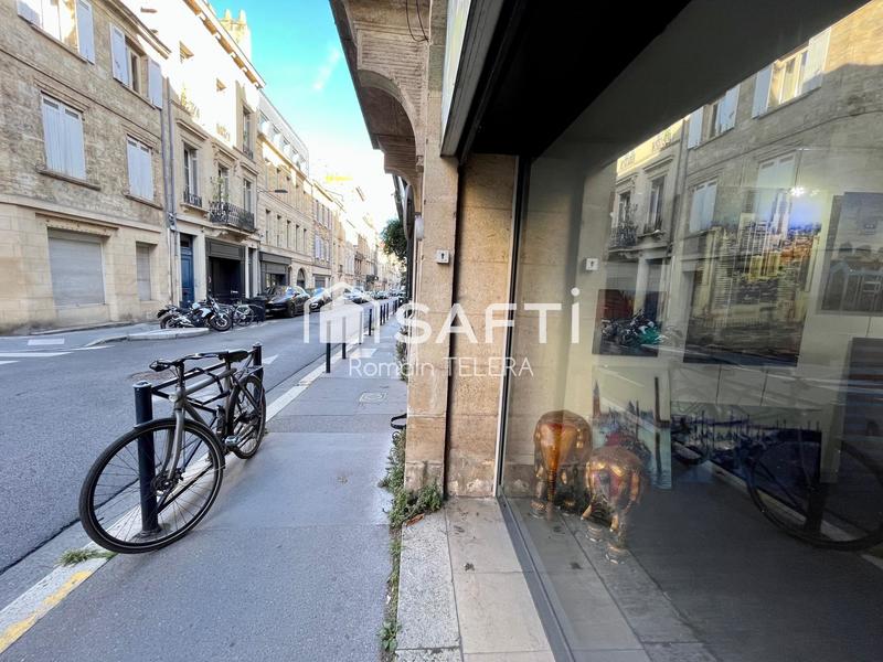 Local commercial - 90 m² - 4 pièces