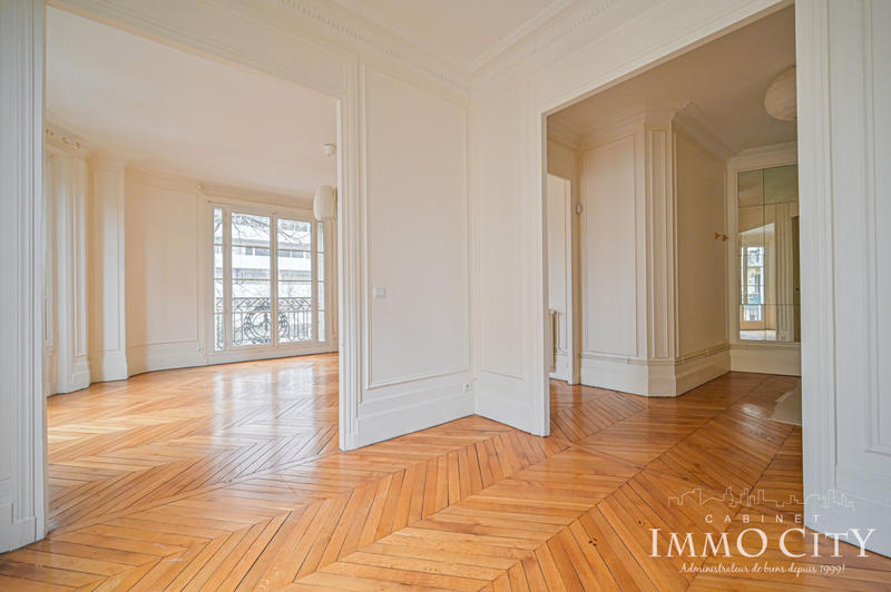 Appartement - 135 m² - 5 pièces