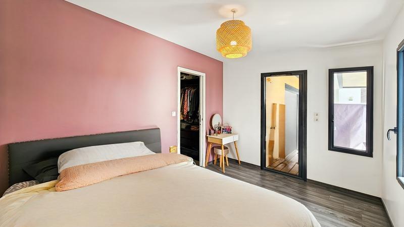 Maison - 161 m² - 6 pièces