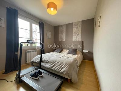 Maison - 183 m² - 7 pièces