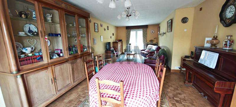 Maison - 140 m² - 6 pièces