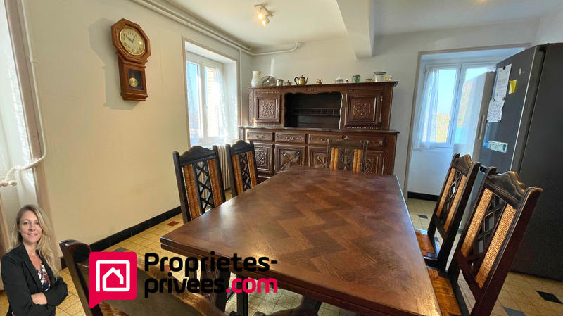 Maison - 200 m² - 9 pièces