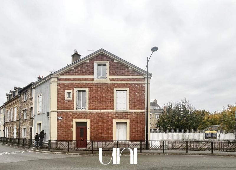 Maison - 149 m² - 8 pièces