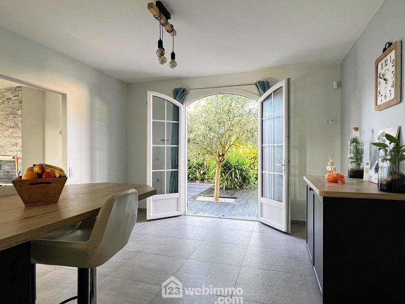 Maison - 185 m² - 5 pièces