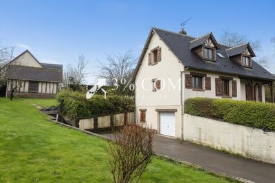 Maison - 103 m² - 5 pièces