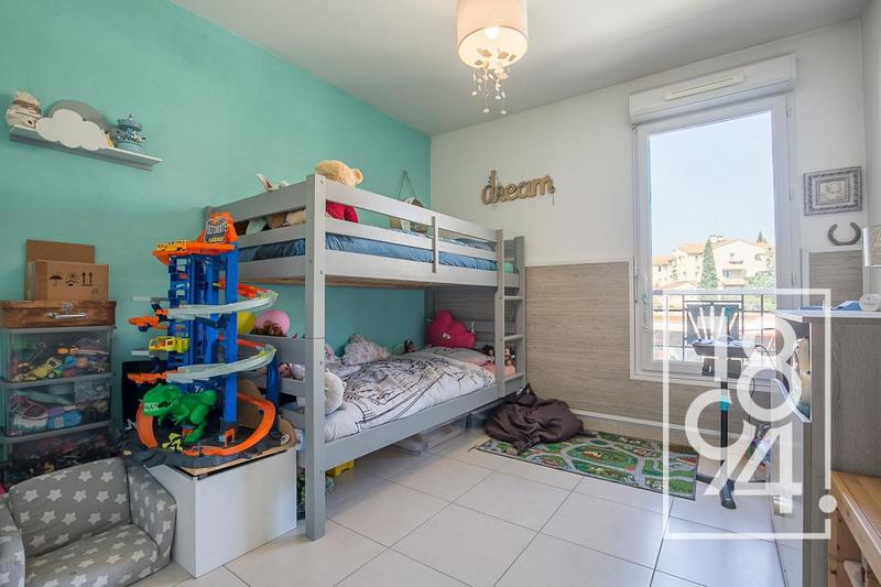 Appartement - 76 m² - 4 pièces