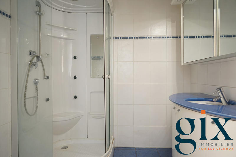 Appartement - 98 m² - 4 pièces