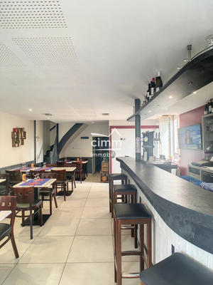 Fonds de commerce - Magasins - 93 m²