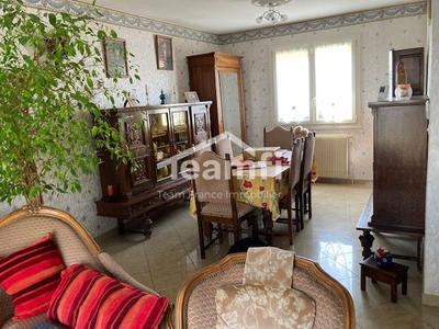 Maison - 101 m² - 4 pièces