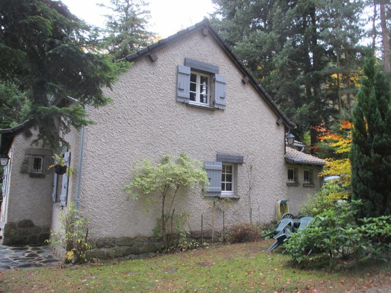 Maison - 98 m² - 4 pièces