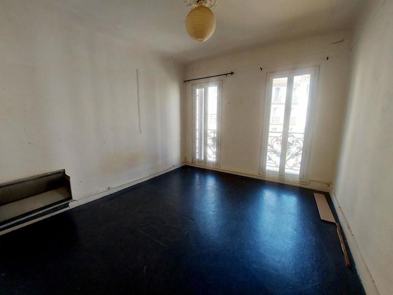 Appartement - 99 m² - 4 pièces