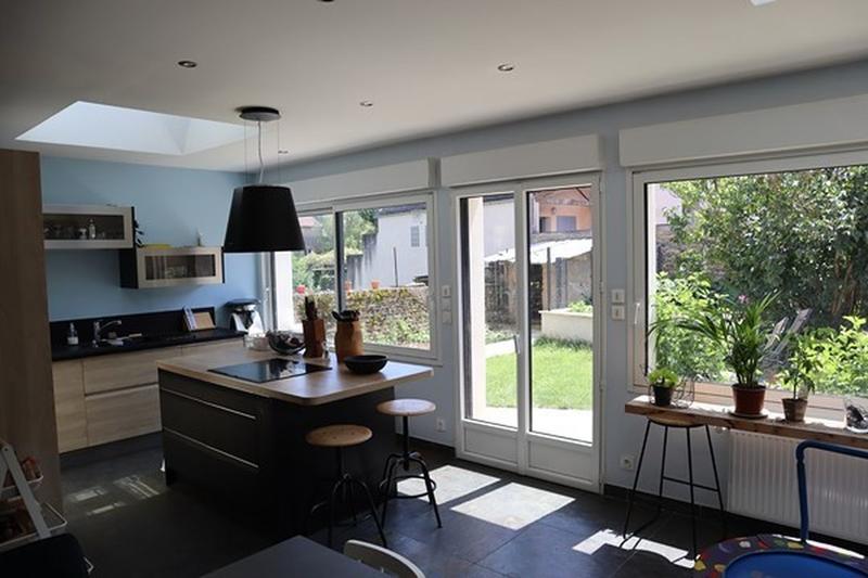 Maison - 210 m² - 7 pièces