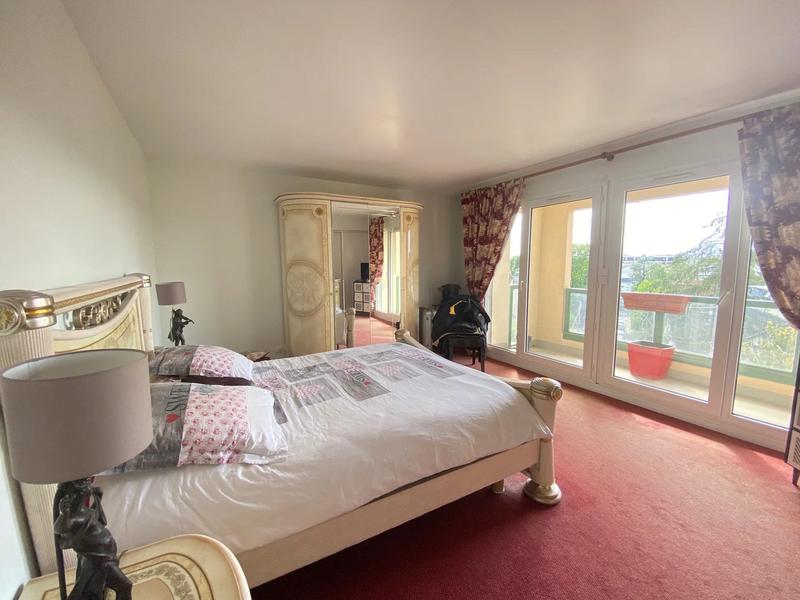 Appartement - 136 m² - 7 pièces