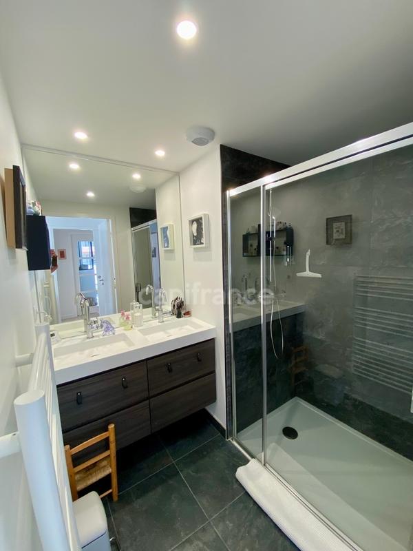 Appartement - 76 m² - 3 pièces