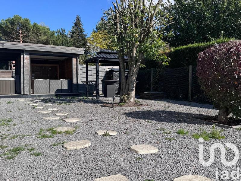 Maison - 137 m² - 6 pièces