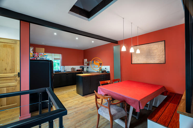 Maison - 142 m² - 4 pièces