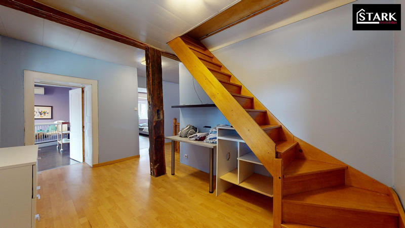 Maison - 141 m² - 6 pièces