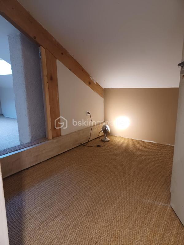 Maison de campagne - 92 m² - 8 pièces