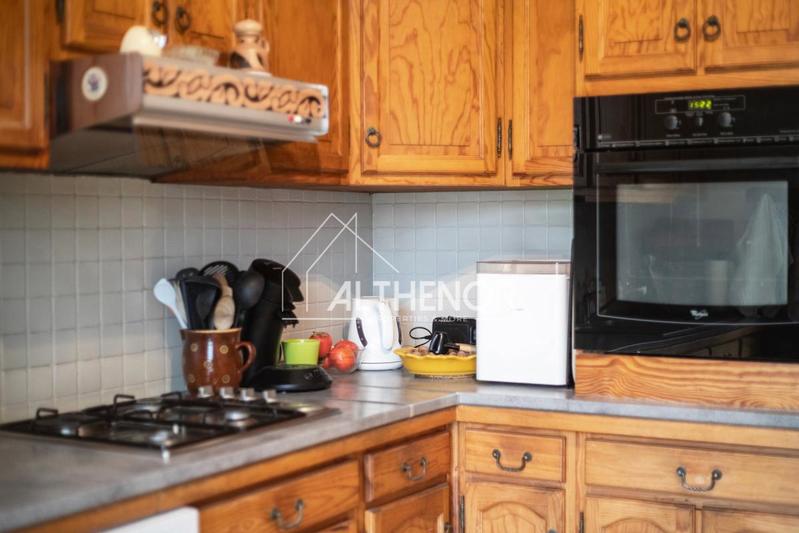 Propriété - 156 m² - 6 pièces