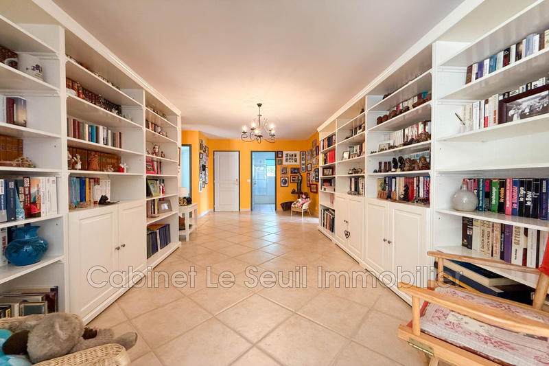 Villa - 224 m² - 8 pièces